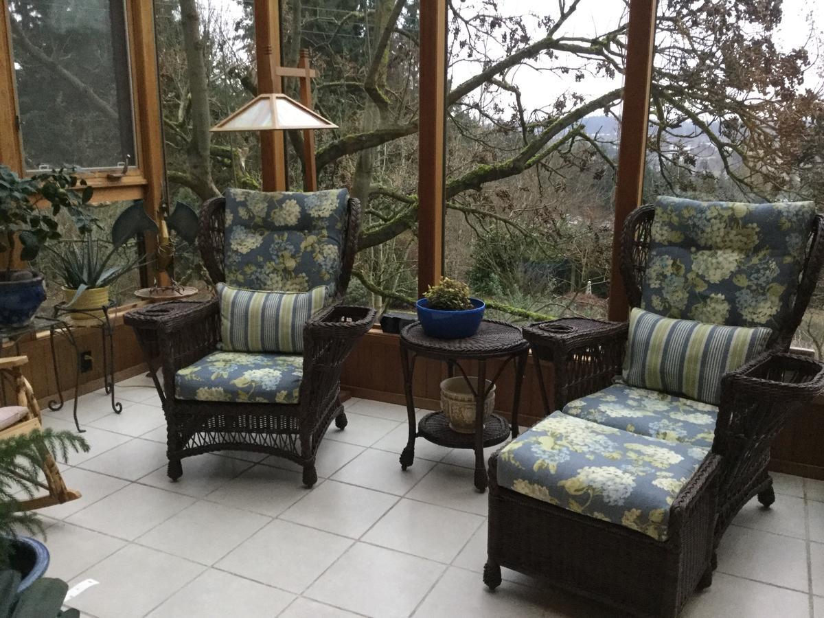 בלוויו A Cascade View Bed And Breakfast מראה חיצוני תמונה